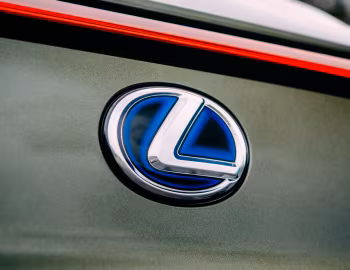 Logo Lexus UX 300e [UK-spec] '2021–pr.