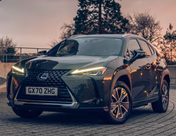 Lexus UX 300e [UK-spec] '2021–pr.