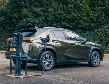 Lexus UX 300e [UK-spec] '2021–pr.