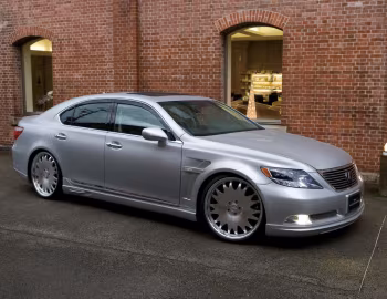 WALD Lexus LS 600h (UVF45) '2007