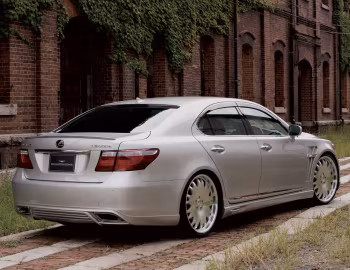 WALD Lexus LS 600h (UVF45) '2007