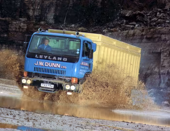 Leyland Constructor 8×4 Tipper