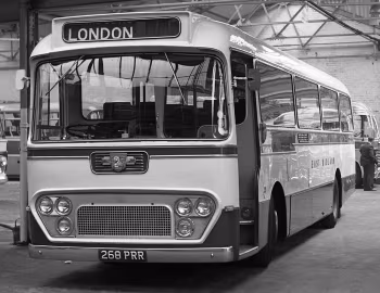 Leyland Leopard PSU3/3R Alexander Y type [UK-spec] (C49F) '1963–65
