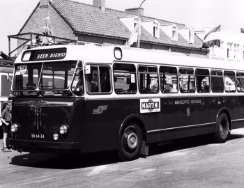 Leyland Royal Tiger Worldmaster LCRT 1/1 Verheul [Netherlands] '1957