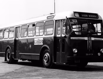 Leyland Royal Tiger Worldmaster LCRT 1/1 Verheul [Netherlands] '1957