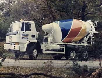 Leyland Constructor 6×4 Mixer