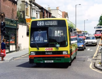 Leyland Lynx LX2R11G [UK-spec] (B49F) '1990