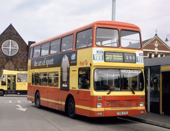 Leyland Olympian ONCL10/1RZ Northern Counties [UK-spec] (H45/29F) '1988