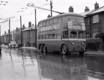 Leyland TTB5 Metro-Cammell [UK-spec] (H40/32R) '12.1941–07.1942