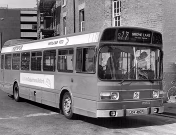 Leyland National 11351/1R [UK-spec] (B49F) '1975–76