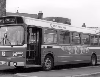 Leyland National 11351/1R [UK-spec] (B49F) '1975–76