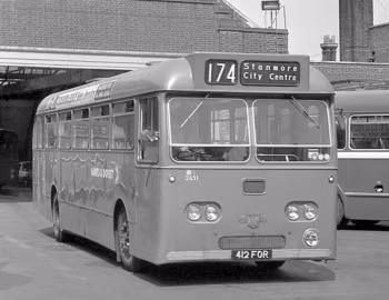 Leyland Leopard PSU3/2R Willowbrook [UK-spec] (B53F) '1962