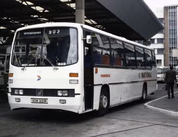 Leyland Leopard PSU5B/4R Willowbrook Spacecar [UK-spec] (C51F) '1977