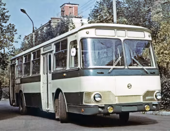 ЛиАЗ-677 '1968–07.1982