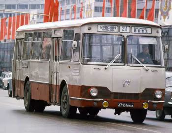 ЛиАЗ-677 '1968–07.1982
