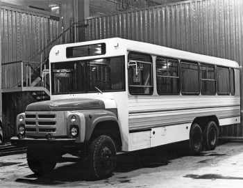 Автобус на шасси ЗиЛ-133ГЯ '1993