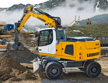 Liebherr A 916 Litronic '2014–pr.