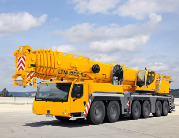 Liebherr LTM 1300-6.2 '2013–22