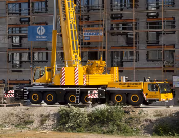 Liebherr LTM 1300-6.2 '2013–22