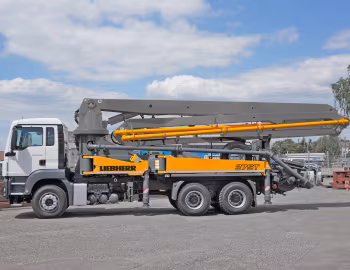 MAN TGS 33.360 with Liebherr 37 R4 ST concrete pump '2014–????