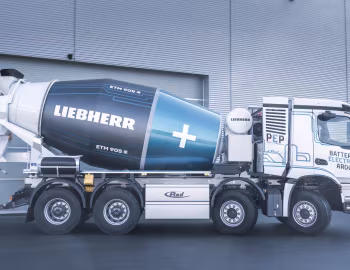 Mercedes-Benz Arocs Battery-Electric Prototype with Liebherr ETM 905 '10.2022