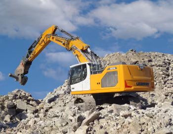 Liebherr R 928 '2023–pr.