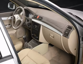 Interior Lifan 520 '2008–10