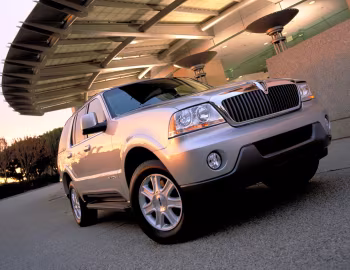 2003–05 Lincoln Aviator '2002–08.2005