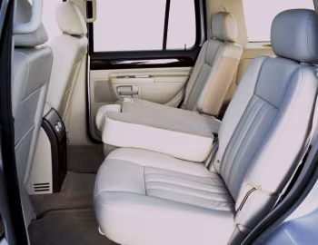 Интерьер 2003–05 Lincoln Aviator '2002–08.2005