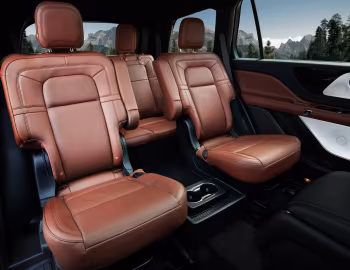 Интерьер Lincoln Aviator Presidential [China] '2020–22