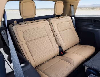 Интерьер Lincoln Aviator '03.2018