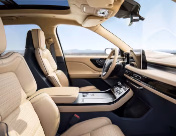 Интерьер Lincoln Aviator '03.2018