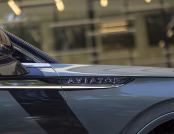 2025–н.в. Lincoln Aviator Black Label [North America] '2024–н.в.