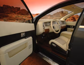 Интерьер Lincoln Aviator Concept '01.2004