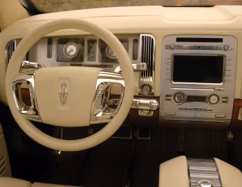 Торпедо Lincoln Aviator Concept '01.2004