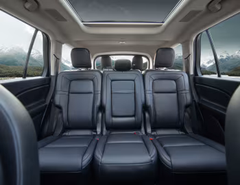 Интерьер Lincoln Aviator Executive [China] '2020–22