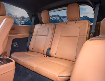 Интерьер Lincoln Aviator Presidential [China] '2020–22
