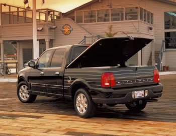 2002 Lincoln Blackwood '08.2001–12.2002