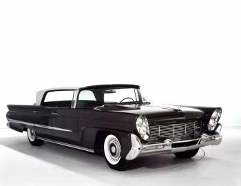 1958 Lincoln Capri Landau (57A)
