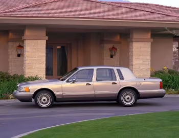 1991 Lincoln Cartier Town Car