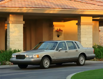 1991 Lincoln Cartier Town Car