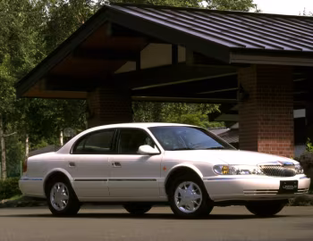Lincoln Continental [Japan] (M97) '1997–2002