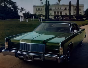 1974 Lincoln Continental Town Car (82 53А)