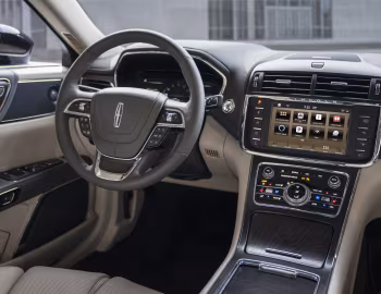 Торпедо 2020 Lincoln Continental Monochromatic Package '2019–20