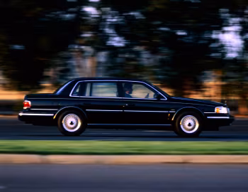 1992 Lincoln Continental Signature Series