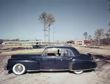 1947 Lincoln Continental Club Coupe (76H 57)