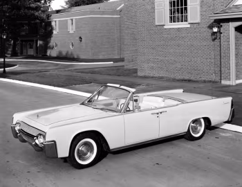 1961 Lincoln Continental Convertible (74А)