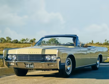 1966 Lincoln Continental Convertible (74A) '1965–66