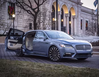 2019 Lincoln Continental "80th Anniversary Coach Door Edition" '2019