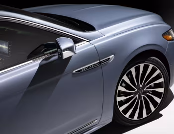 2019 Lincoln Continental "80th Anniversary Coach Door Edition" '2019